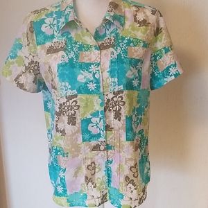 H25 - Floral button down with collar